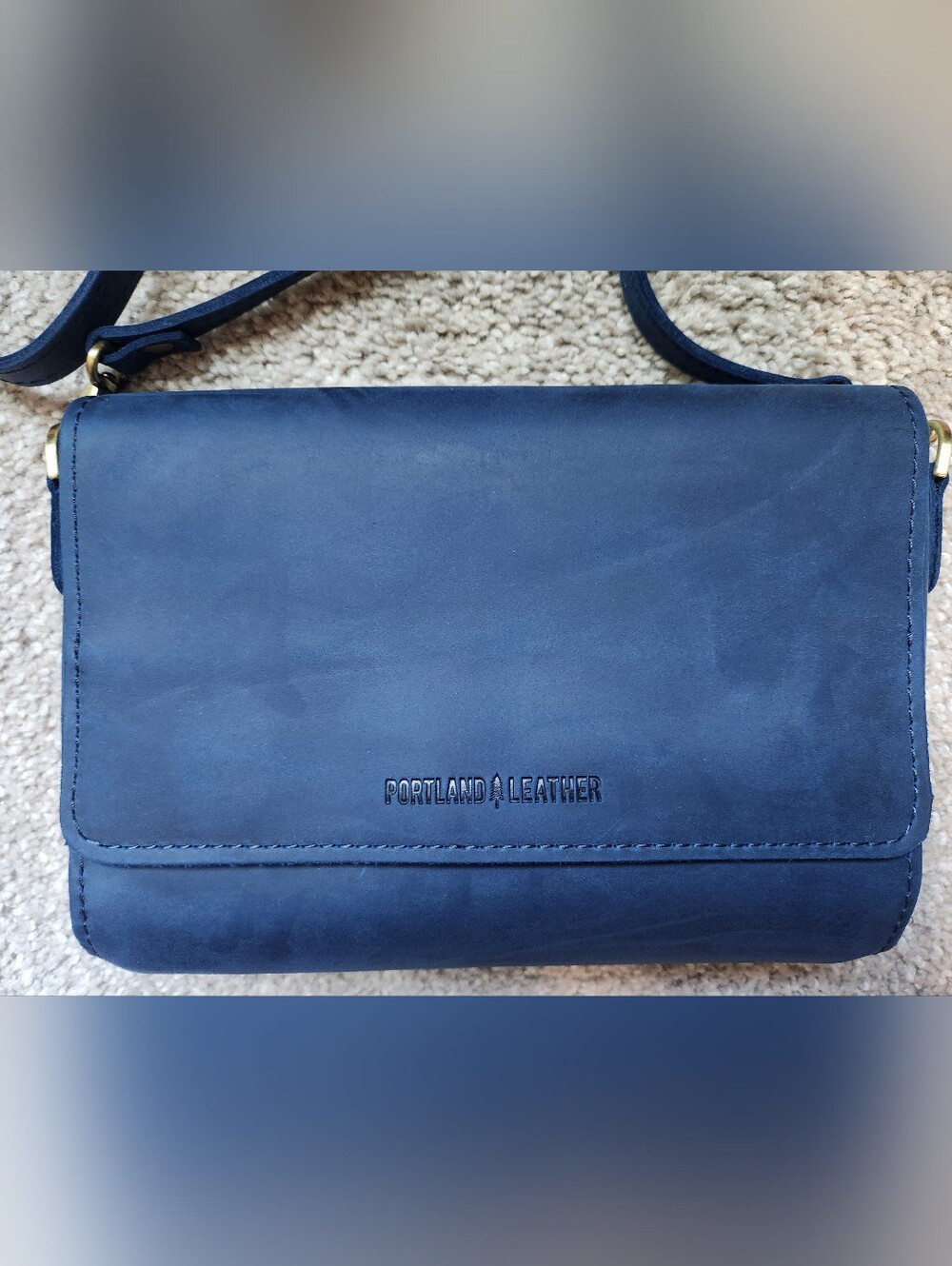 Portland Leather Metro Crossbody
